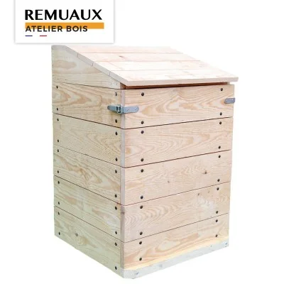 Composteur 300L avec coffre fabriqué par l'atelier de menuiserie Apiculture Remuaux dans le Tarn Composteur 300L avec coffre fabriqué par l'atelier de menuiserie Apiculture Remuaux dans le Tarn