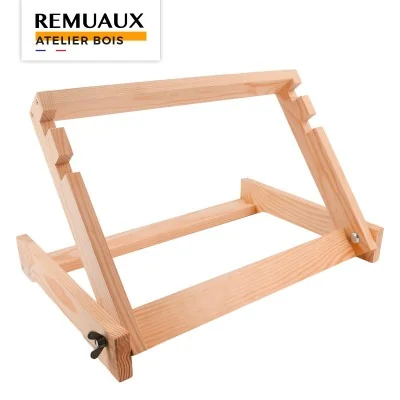 Chevalet pour cadre de greffage, fabriqué en France dans le Tarn par l'atelier de menuiserie Apiculture Remuaux Chevalet pour cadre de greffage, fabriqué en France dans le Tarn par l'atelier de menuiserie Apiculture Remuaux