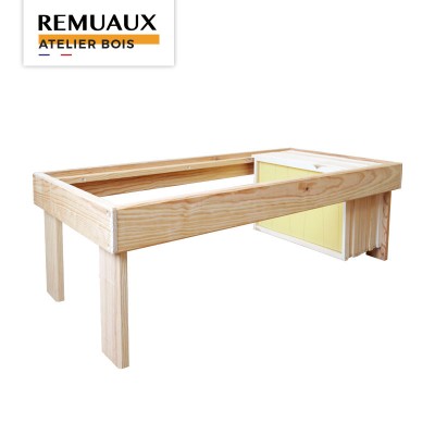 Rack de rangement pour cadres fabriqué par l'atelier de menuiserie Apiculture Remuaux