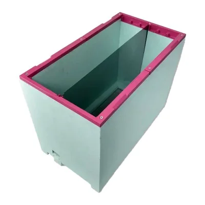 Ruchette divisible Dadant 6 cadres QUARTI avec partition inox. Ruchette divisible Dadant 6 cadres QUARTI avec partition inox.