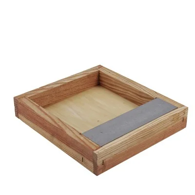 Nourrisseur Langstroth paraffiné 285x255 mm Nourrisseur Langstroth paraffiné 285x255 mm