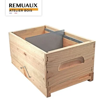 Haussette d’élevage avec partition métallique pour deux colonies