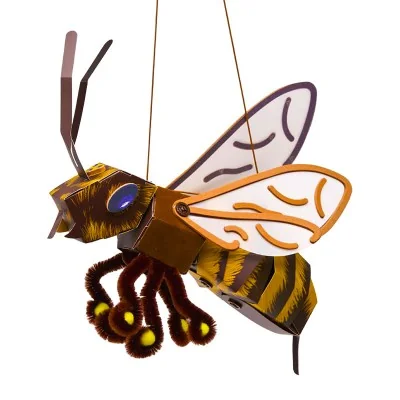 Maquette 3D d’abeille du Kit Pandacraft Les abeilles à suspendre pour la faire voler